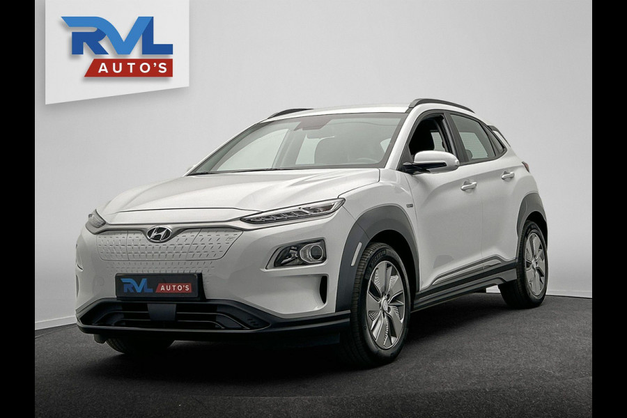 Hyundai Kona EV Comfort 39 kWh * 1e Eigenaar * Carplay Adaptive-cruise Navigatie Camera