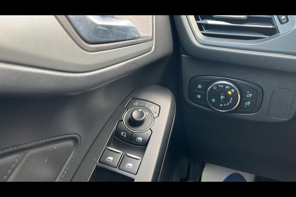 Ford FOCUS Wagon 1.0 EcoBoost Hybrid Titanium | winter pakket | Keyless entry | Climate Control