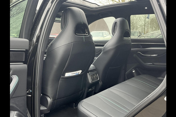 BYD SEAL U 1.5 DM-i FWD Comfort 26,6kWh VAN: €41.900,- VOOR: €35.330,- UW EINDEJAARSVOORDEEL: €6.570,- | UNIEK IN NL! tot 125km electrisch rijbereik | 6 jaar volledige BYD GARANTIE