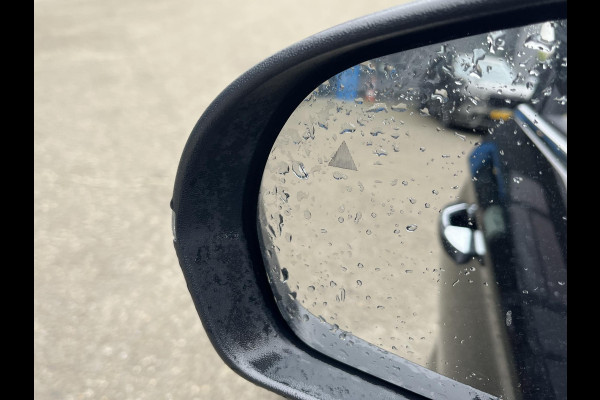 BYD SEAL U 1.5 DM-i FWD Comfort 26,6kWh VAN: €41.900,- VOOR: €35.330,- UW EINDEJAARSVOORDEEL: €6.570,- | UNIEK IN NL! tot 125km electrisch rijbereik | 6 jaar volledige BYD GARANTIE