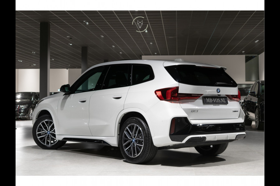 BMW iX1 xDrive30 M-sport Launch Edition 67 kWh H/K|Pano|Massage|Incl. BTW