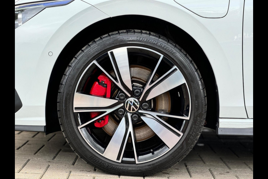 Volkswagen Golf 1.4 eHybrid GTE Pano/HuD/Camera/Matrix