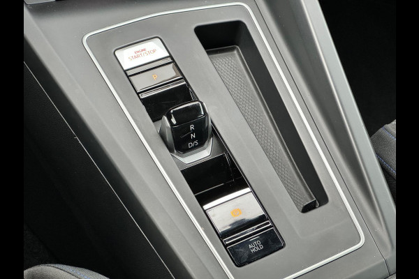 Volkswagen Golf 1.4 eHybrid GTE Pano/HuD/Camera/Matrix