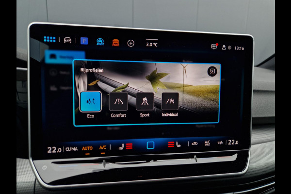 Volkswagen Golf 8.5 1.5 eHybrid 50 Edition /Panoramadak /Winterpakket