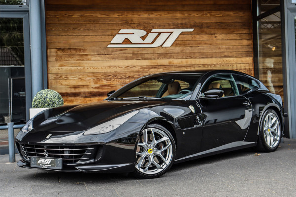 Ferrari GTC4 Lusso Turbo 3.9 V8 **APPROVED/Lift/360 camera/Pano/Ceramic/Carplay/20**