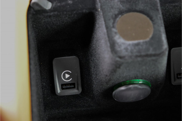 Ferrari GTC4 Lusso Turbo 3.9 V8 **APPROVED/Lift/360 camera/Pano/Ceramic/Carplay/20**