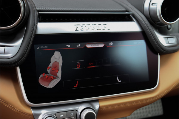 Ferrari GTC4 Lusso Turbo 3.9 V8 **APPROVED/Lift/360 camera/Pano/Ceramic/Carplay/20**