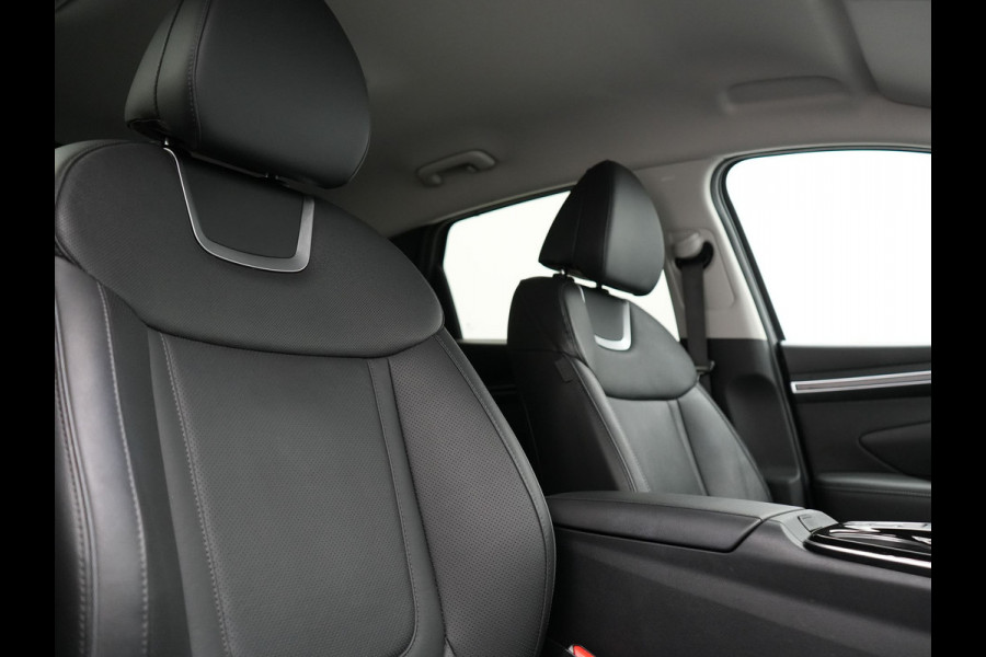 Hyundai Tucson 1.6 T-GDI Premium 4WD 265Pk Plug In Hybrid PHEV | Trekhaak | Sportstoelen Memory & Ventilatie | Adaptive Cruise | Navigatie | Camera | Apple Carplay | DAB | Virtual | L.M. 19" |