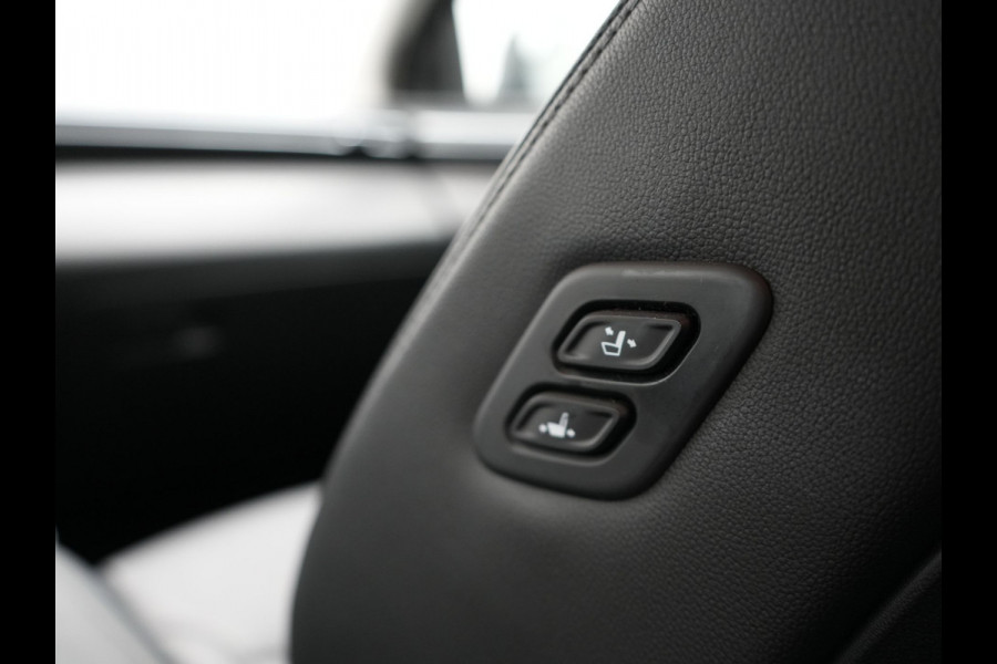 Hyundai Tucson 1.6 T-GDI Premium 4WD 265Pk Plug In Hybrid PHEV | Trekhaak | Sportstoelen Memory & Ventilatie | Adaptive Cruise | Navigatie | Camera | Apple Carplay | DAB | Virtual | L.M. 19" |