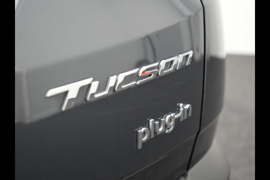 Hyundai Tucson 1.6 T-GDI Premium 4WD 265Pk Plug In Hybrid PHEV | Trekhaak | Sportstoelen Memory & Ventilatie | Adaptive Cruise | Navigatie | Camera | Apple Carplay | DAB | Virtual | L.M. 19" |