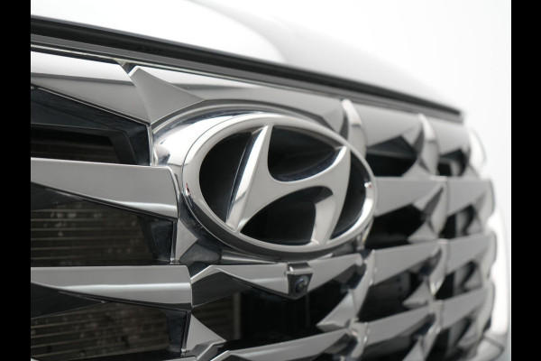 Hyundai Tucson 1.6 T-GDI Premium 4WD 265Pk Plug In Hybrid PHEV | Trekhaak | Sportstoelen Memory & Ventilatie | Adaptive Cruise | Navigatie | Camera | Apple Carplay | DAB | Virtual | L.M. 19" |