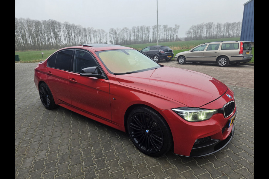 BMW 3 Serie 318i Edition M Sport Shadow High Executive