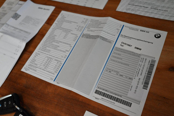 BMW 1-serie M135i xDrive High Executive 306 PK Dealer o.h. Adaptive Head Up Camera Keyless 18''