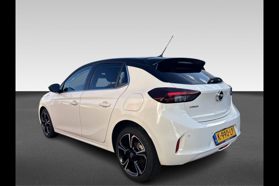 Opel Corsa 1.2 Elegance | All Season banden | 17 inch LM Velgen | Camera