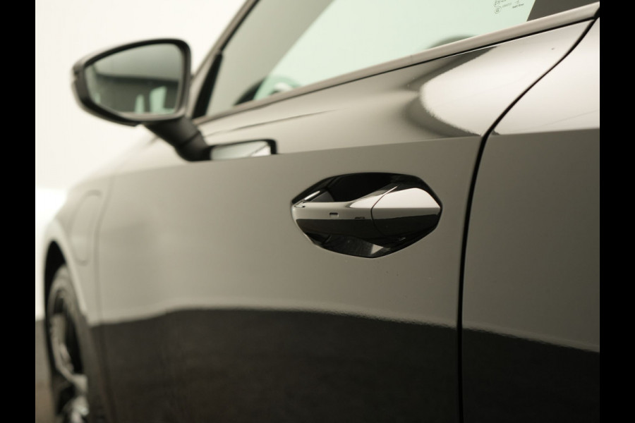 Audi A3 Sportback 40 TFSI e Advanced edition Plug In Hybrid 204pk PHEV | Apple Carplay | Keyless | Sporstoelen Verwarmd | Virtual | Cruise Control | DAB |