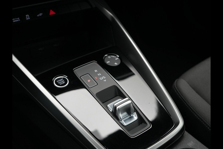 Audi A3 Sportback 40 TFSI e Advanced edition Plug In Hybrid 204pk PHEV | Apple Carplay | Keyless | Sporstoelen Verwarmd | Virtual | Cruise Control | DAB |