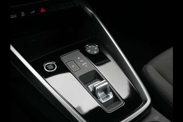Audi A3 Sportback 40 TFSI e Advanced edition Plug In Hybrid 204pk PHEV | Apple Carplay | Keyless | Sporstoelen Verwarmd | Virtual | Cruise Control | DAB |