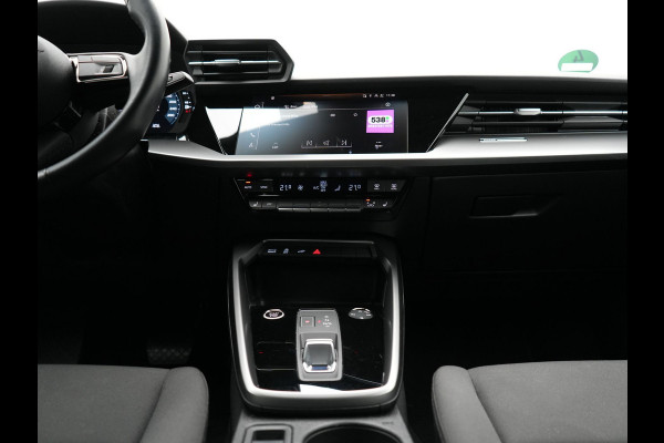 Audi A3 Sportback 40 TFSI e Advanced edition Plug In Hybrid 204pk PHEV | Apple Carplay | Keyless | Sporstoelen Verwarmd | Virtual | Cruise Control | DAB |