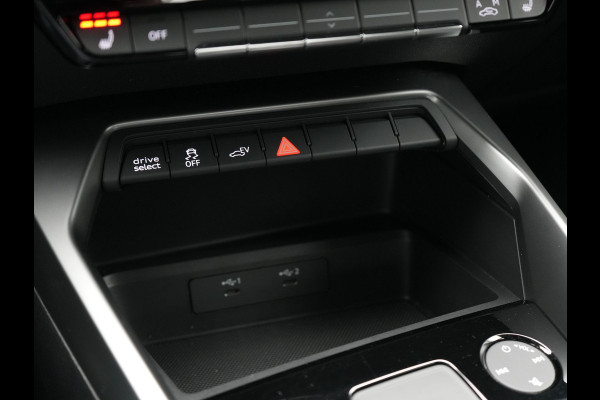 Audi A3 Sportback 40 TFSI e Advanced edition Plug In Hybrid 204pk PHEV | Apple Carplay | Keyless | Sporstoelen Verwarmd | Virtual | Cruise Control | DAB |