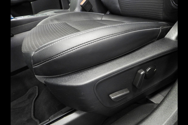 Ford Kuga 2.5 PHEV Plug-In Titanium X TREKHAAK/NAVI/LED/B&O/20"LMV!