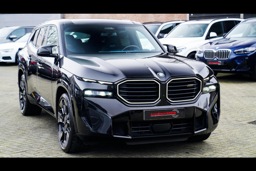 BMW XM PHEV 30 kWh | 687 PK | Iconic Glow | Skylounge | Massage | 360 Cam | Drive assistant | Stuurwielverwarming | Sportuitlaat |