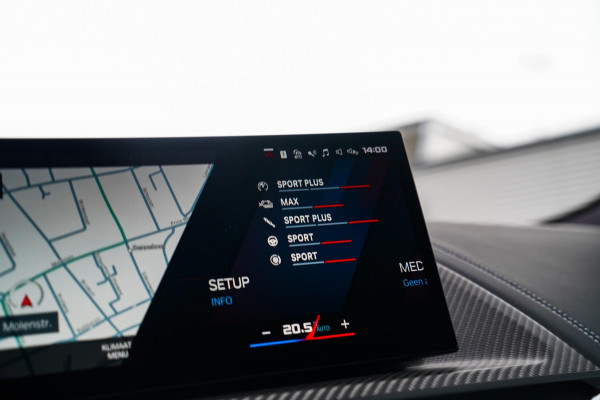 BMW XM PHEV 30 kWh | 687 PK | Iconic Glow | Skylounge | Massage | 360 Cam | Drive assistant | Stuurwielverwarming | Sportuitlaat |