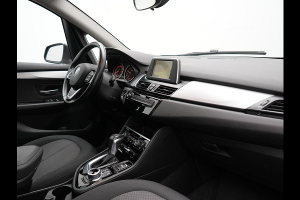 BMW 2 Serie Active Tourer 218i High Executive 136pk Dealer O.H. | Panodak | Voorstoelen Verwarmd | Keyless | LED Koplampen | Cruise Control | Navigatie |