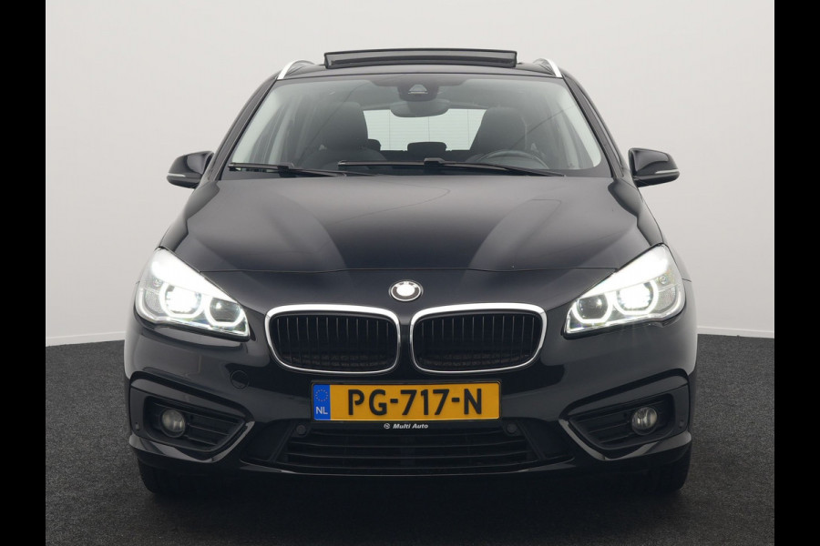 BMW 2 Serie Active Tourer 218i High Executive 136pk Dealer O.H. | Panodak | Voorstoelen Verwarmd | Keyless | LED Koplampen | Cruise Control | Navigatie |