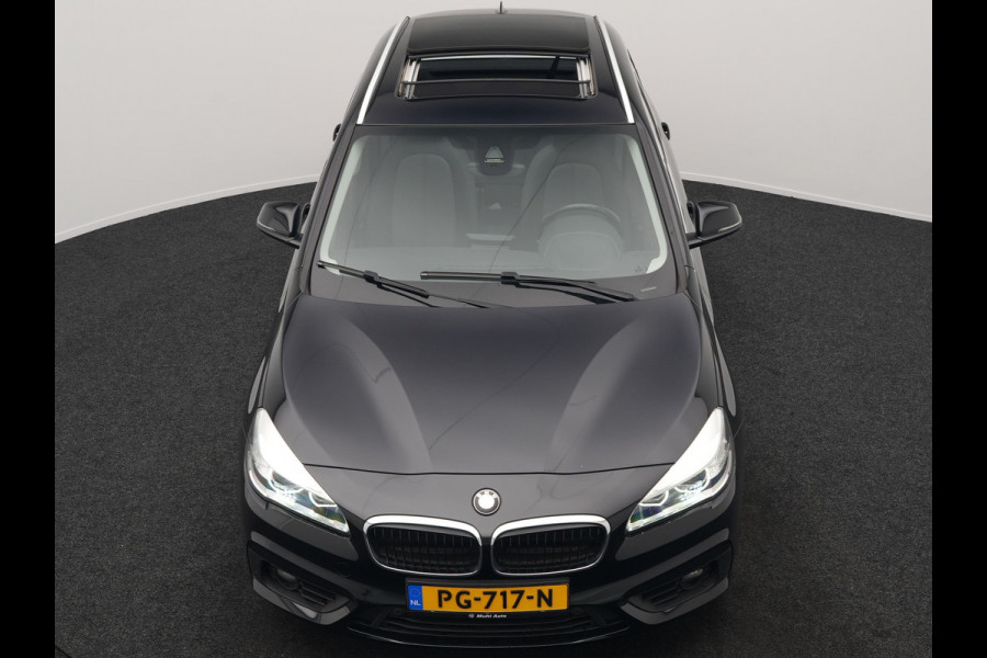 BMW 2 Serie Active Tourer 218i High Executive 136pk Dealer O.H. | Panodak | Voorstoelen Verwarmd | Keyless | LED Koplampen | Cruise Control | Navigatie |