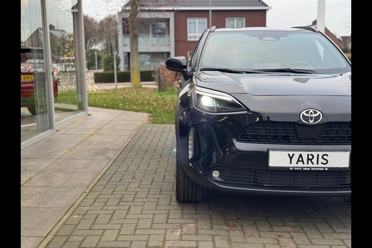 Toyota Yaris Cross 1.5 Hybrid 130pk Dynamic Plus Comfort Pack | Dodehoekherkenning, Parkeersensoren, Stoel + Stuurverwarming