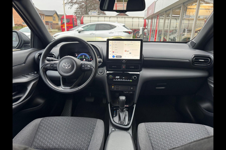 Toyota Yaris Cross 1.5 Hybrid 130pk Dynamic Plus Comfort Pack | Dodehoekherkenning, Parkeersensoren, Stoel + Stuurverwarming
