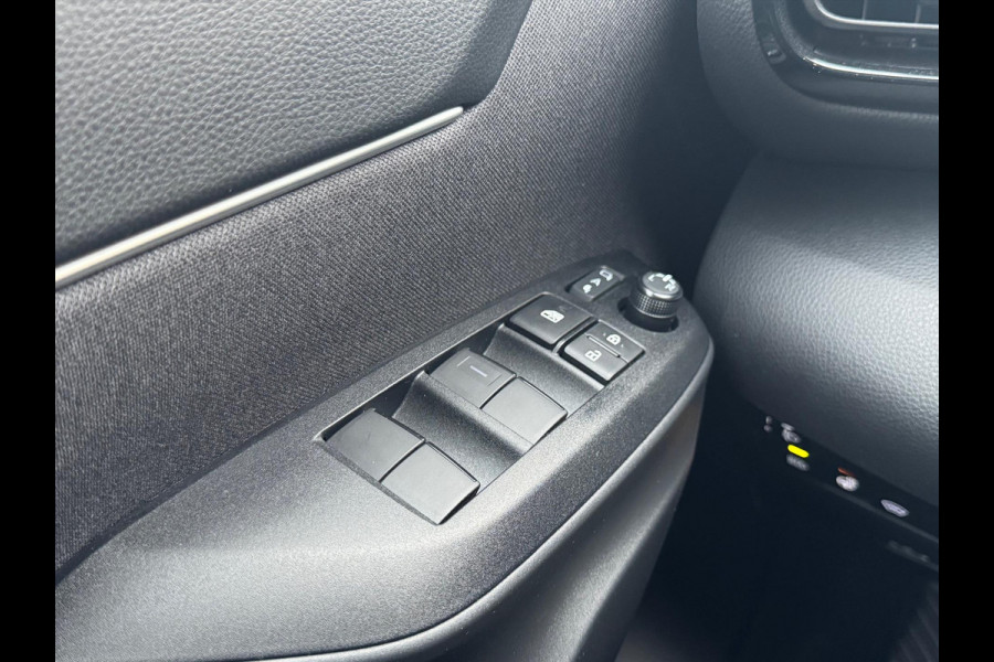 Toyota Yaris Cross 1.5 Hybrid 130pk Dynamic Plus Comfort Pack | Dodehoekherkenning, Parkeersensoren, Stoel + Stuurverwarming