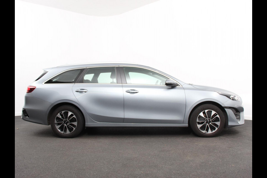 Kia Ceed Sportswagon 1.6 GDI PHEV AUTOMAAT DynamicLine | Navigatie | Apple carplay/Android Auto | Cruise Control | Lichtmetalen Velgen | Climate Control