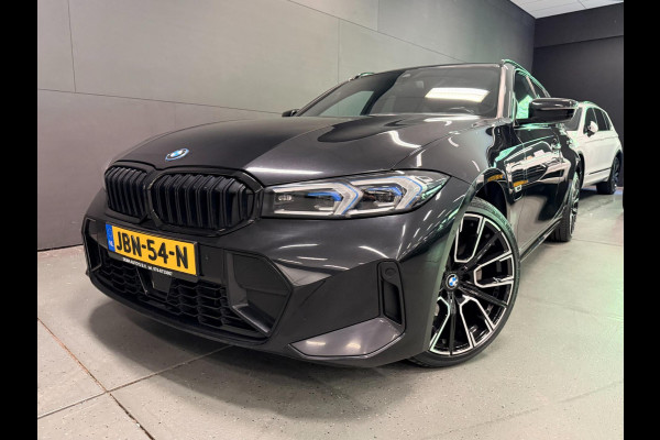 BMW 3 Serie Touring 330e M-SPORT FACELIFT BLACK-LINE 19'' FACELIFT/V-COCPIT/DAB/CARPLAY/STOEL-M/LED/CAM///