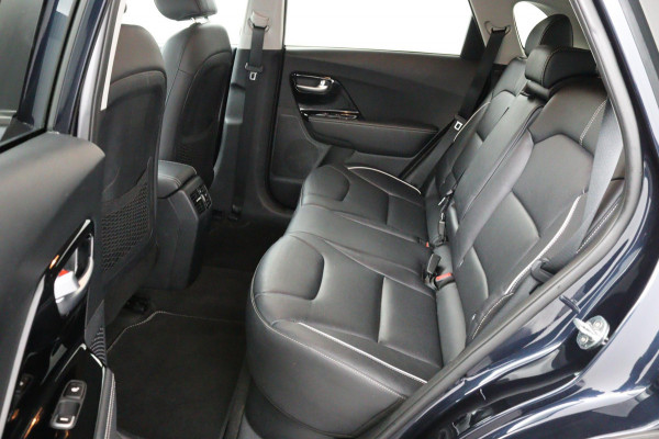 Kia e-Niro ExecutiveLine 64 kWh*3FASE*ACC*CAM*NAVI*ECC*