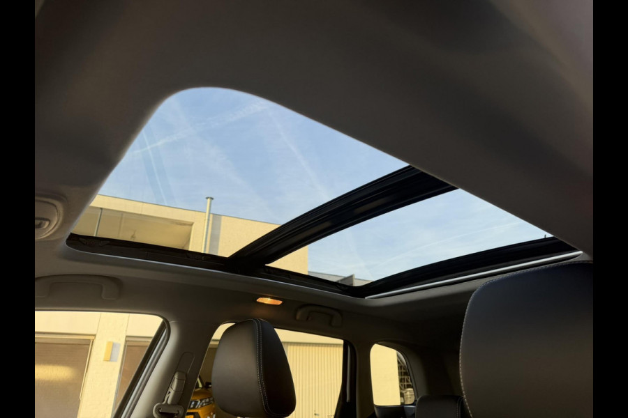 Suzuki Vitara 1.5 Hybrid Panorama Full led Automaat Camera+Pdc Stoelverwarming Adapt. Cruise Navi