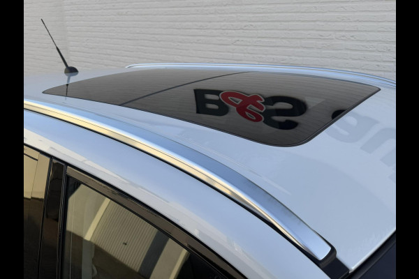 Suzuki Vitara 1.5 Hybrid Panorama Full led Automaat Camera+Pdc Stoelverwarming Adapt. Cruise Navi