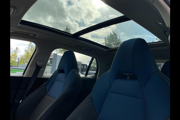 Lynk & Co RS Shadow Edition 1.5 262PK Pano 360 Camera Navi Adapt cruise 262PK Elekr. Achterklep