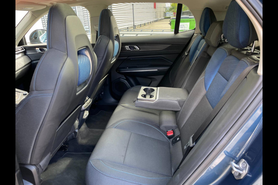 Lynk & Co RS Shadow Edition 1.5 262PK Pano 360 Camera Navi Adapt cruise 262PK Elekr. Achterklep