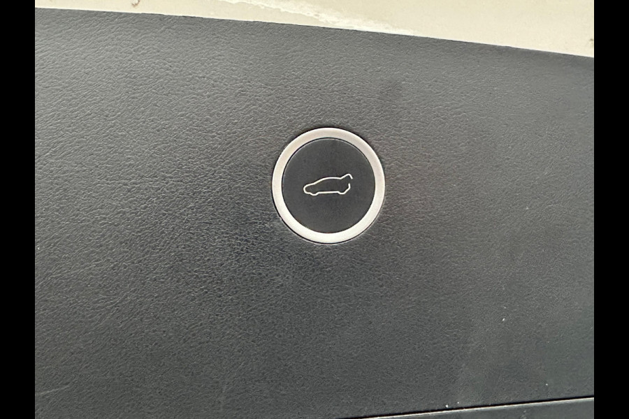 Tesla Model X 75D Base 6p.