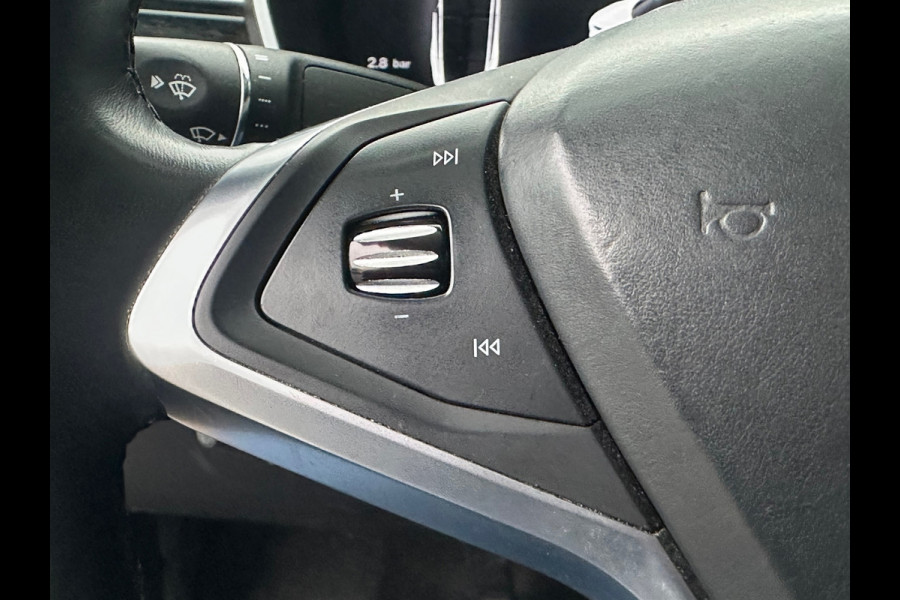 Tesla Model X 75D Base 6p.