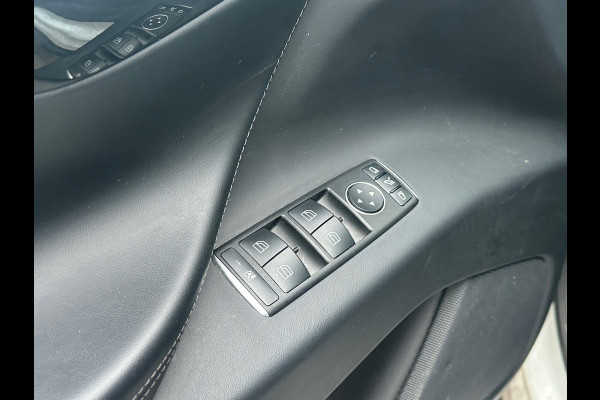 Tesla Model X 75D Base 6p.