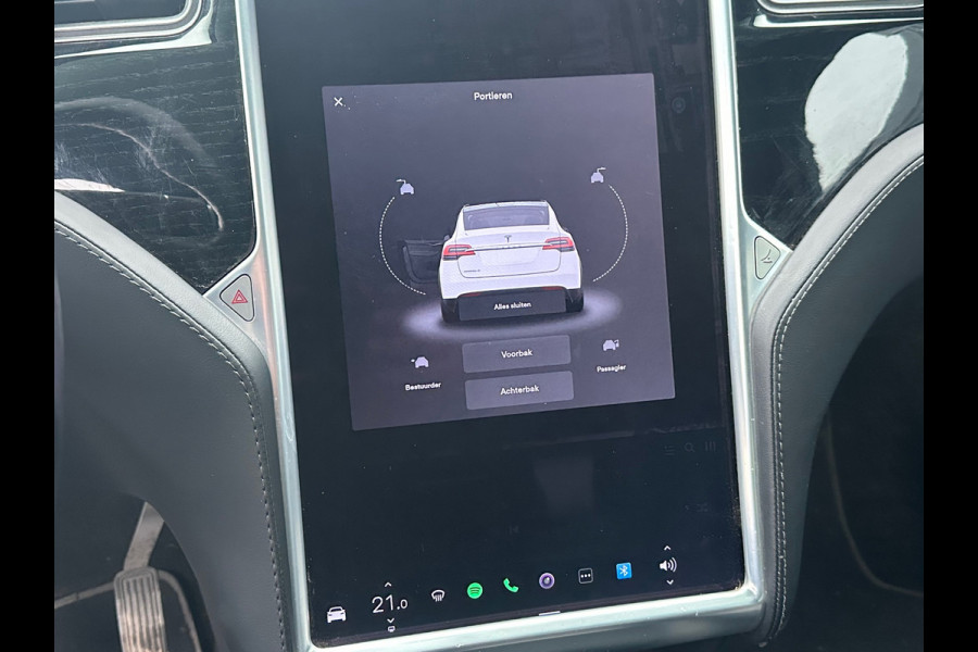 Tesla Model X 75D Base 6p.
