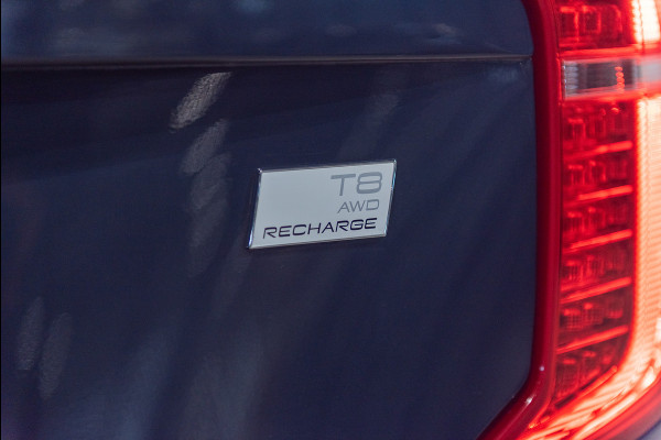 Volvo XC90 T8 Aut. LongRange Plus Bright Leder ACC Parkeercamera Trekhaak 455pk