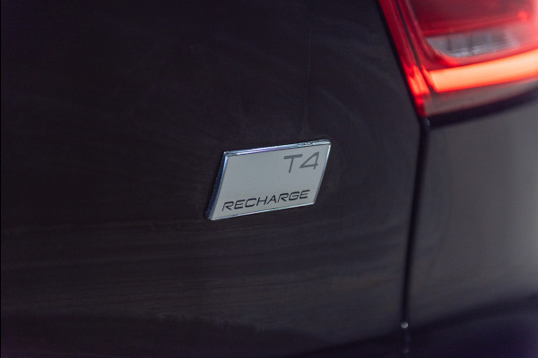 Volvo XC40 T4 Aut. Plug-in Hybrid Core Bright 211pk