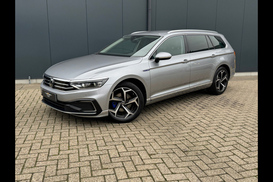 Volkswagen Passat Variant 1.4 TSI PHEV GTE * Virtual Cockpit * Alcantara * IQ Light * Side Assist *