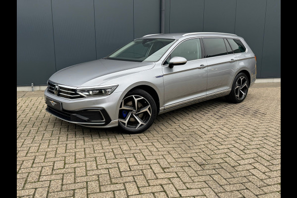 Volkswagen Passat Variant 1.4 TSI PHEV GTE * Virtual Cockpit * Alcantara * IQ Light * Side Assist *