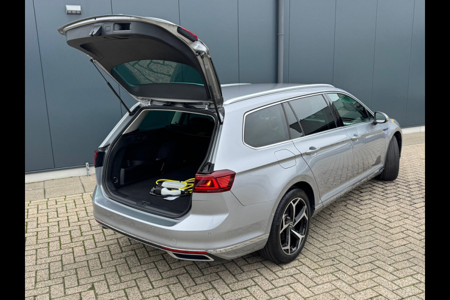 Volkswagen Passat Variant 1.4 TSI PHEV GTE * Virtual Cockpit * Alcantara * IQ Light * Side Assist *