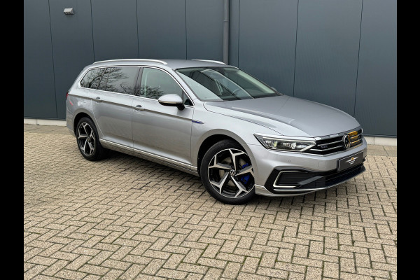 Volkswagen Passat Variant 1.4 TSI PHEV GTE * Virtual Cockpit * Alcantara * IQ Light * Side Assist *