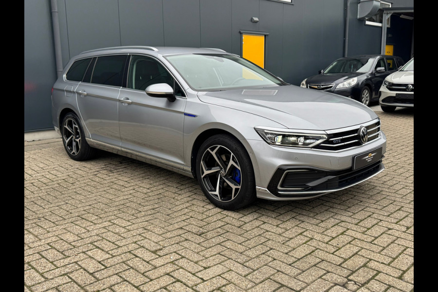 Volkswagen Passat Variant 1.4 TSI PHEV GTE * Virtual Cockpit * Alcantara * IQ Light * Side Assist *